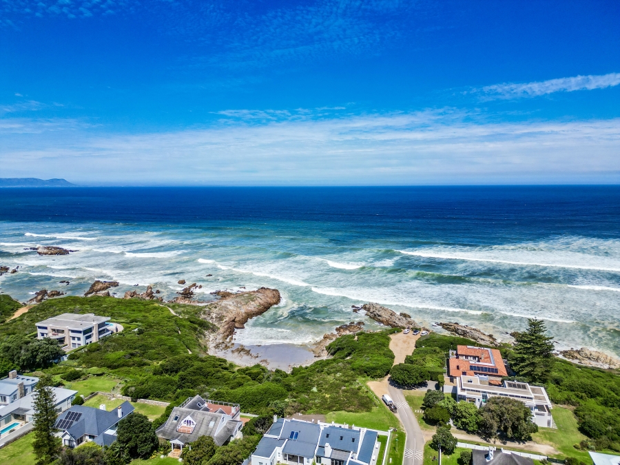 5 Bedroom Property for Sale in Voelklip Western Cape